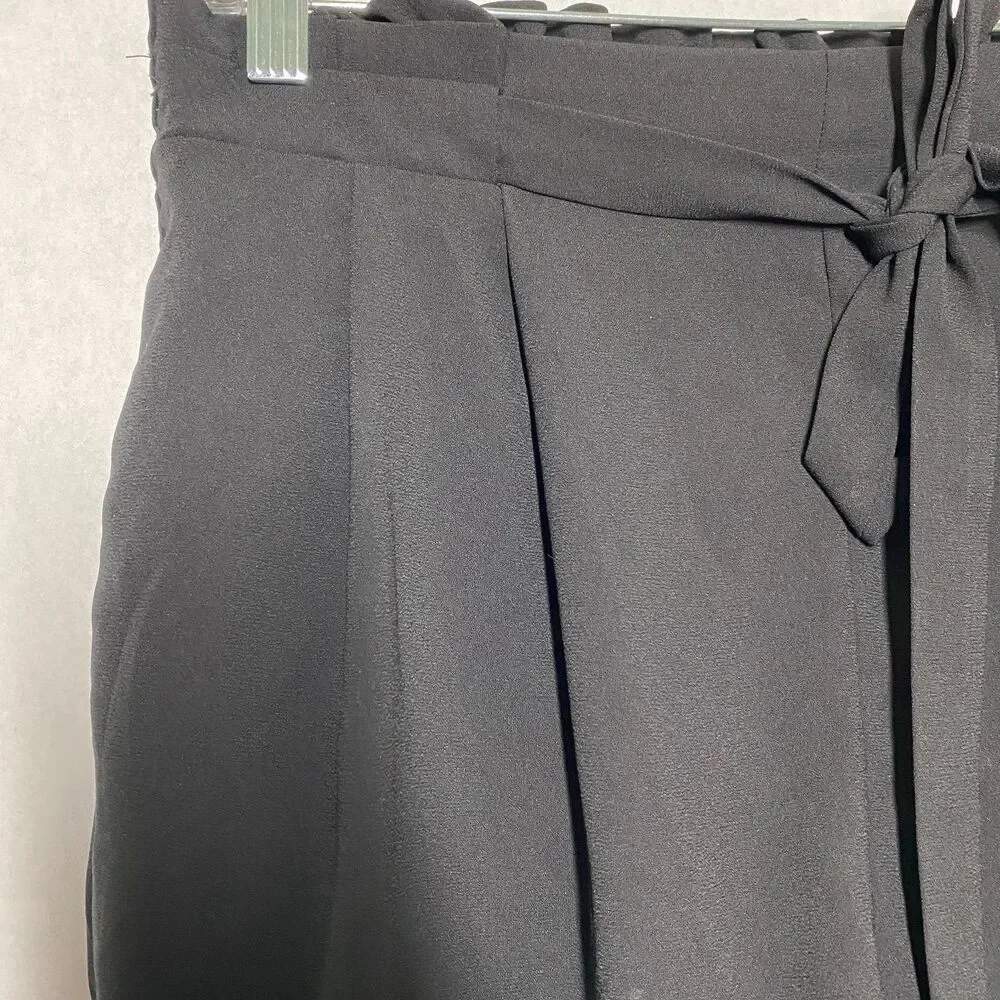 Worthington Shorts Women Size Medium Black Paper bag Waist Belted